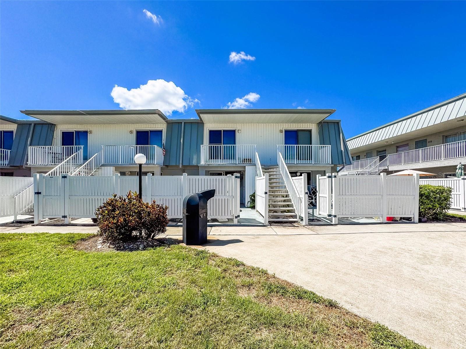 Image 32 of 48 For 6777 Winkler Road 150