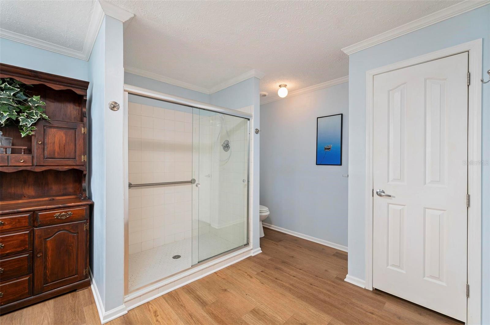 Image 26 of 53 For 1000 Kings Highway 295