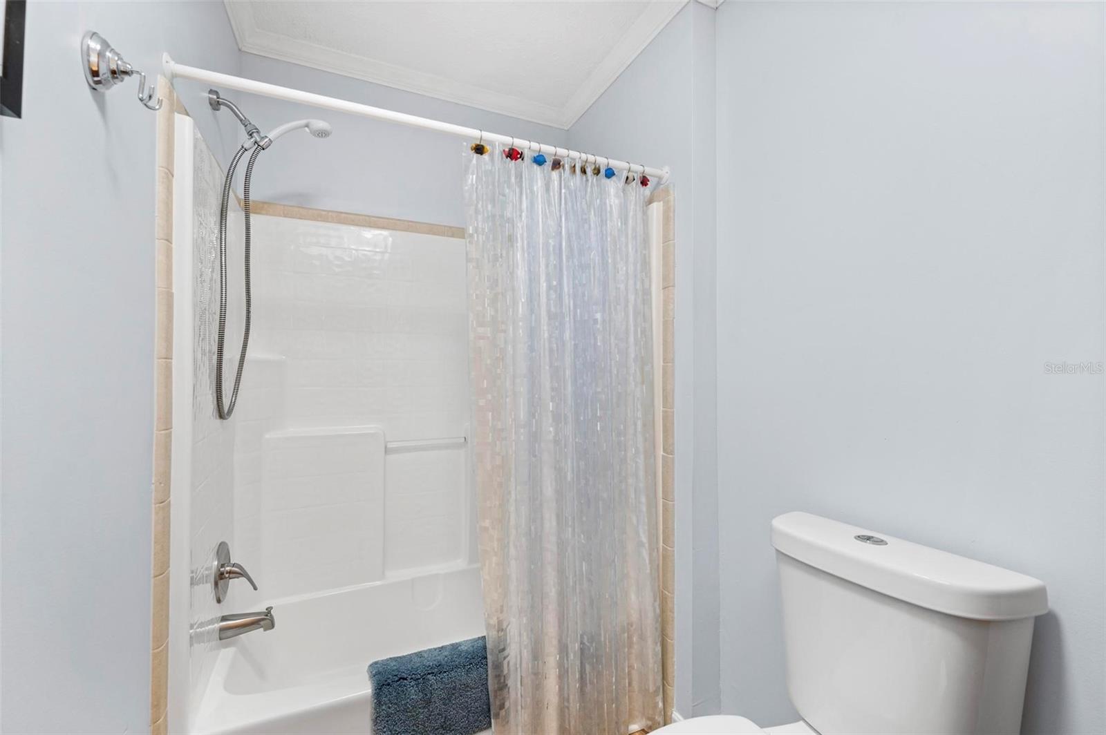 Image 32 of 53 For 1000 Kings Highway 295