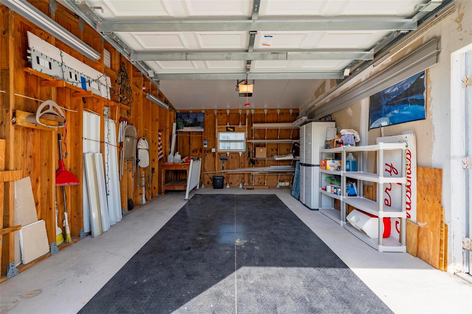 Image 36 of 53 For 1000 Kings Highway 295