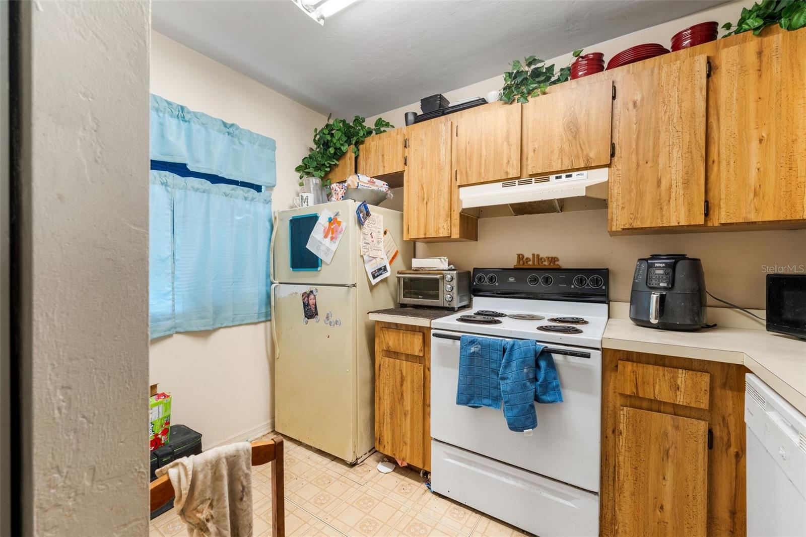 Image 17 of 22 For 825 60th Terrace 825