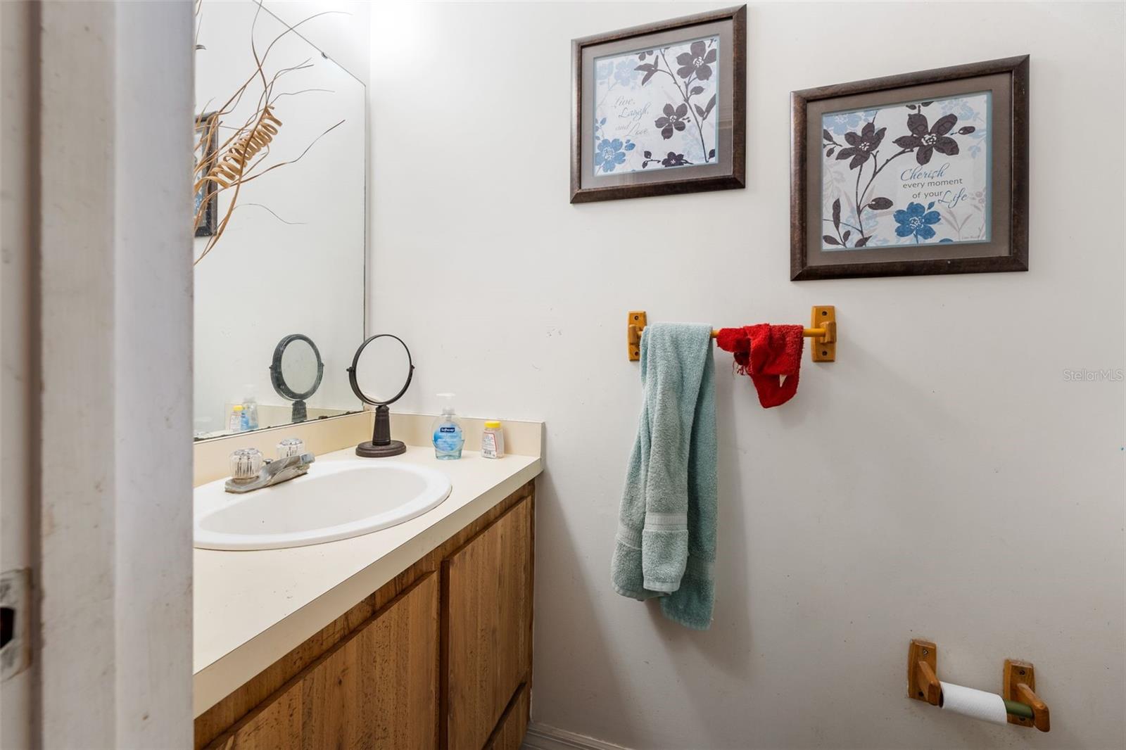 Image 19 of 22 For 825 60th Terrace 825