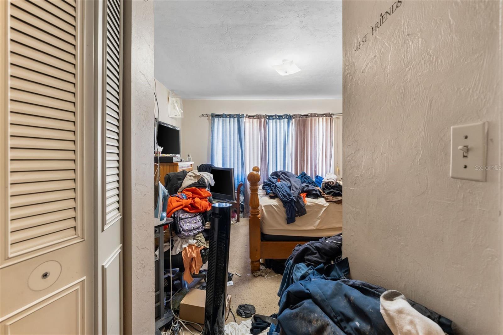 Image 3 of 22 For 825 60th Terrace 825