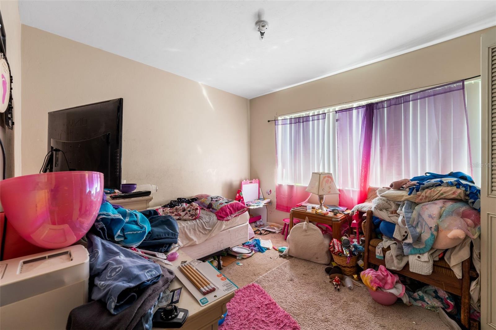 Image 7 of 22 For 825 60th Terrace 825