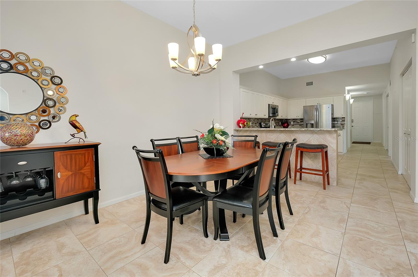 Image 11 of 80 For 5127 Melbourne Street F301