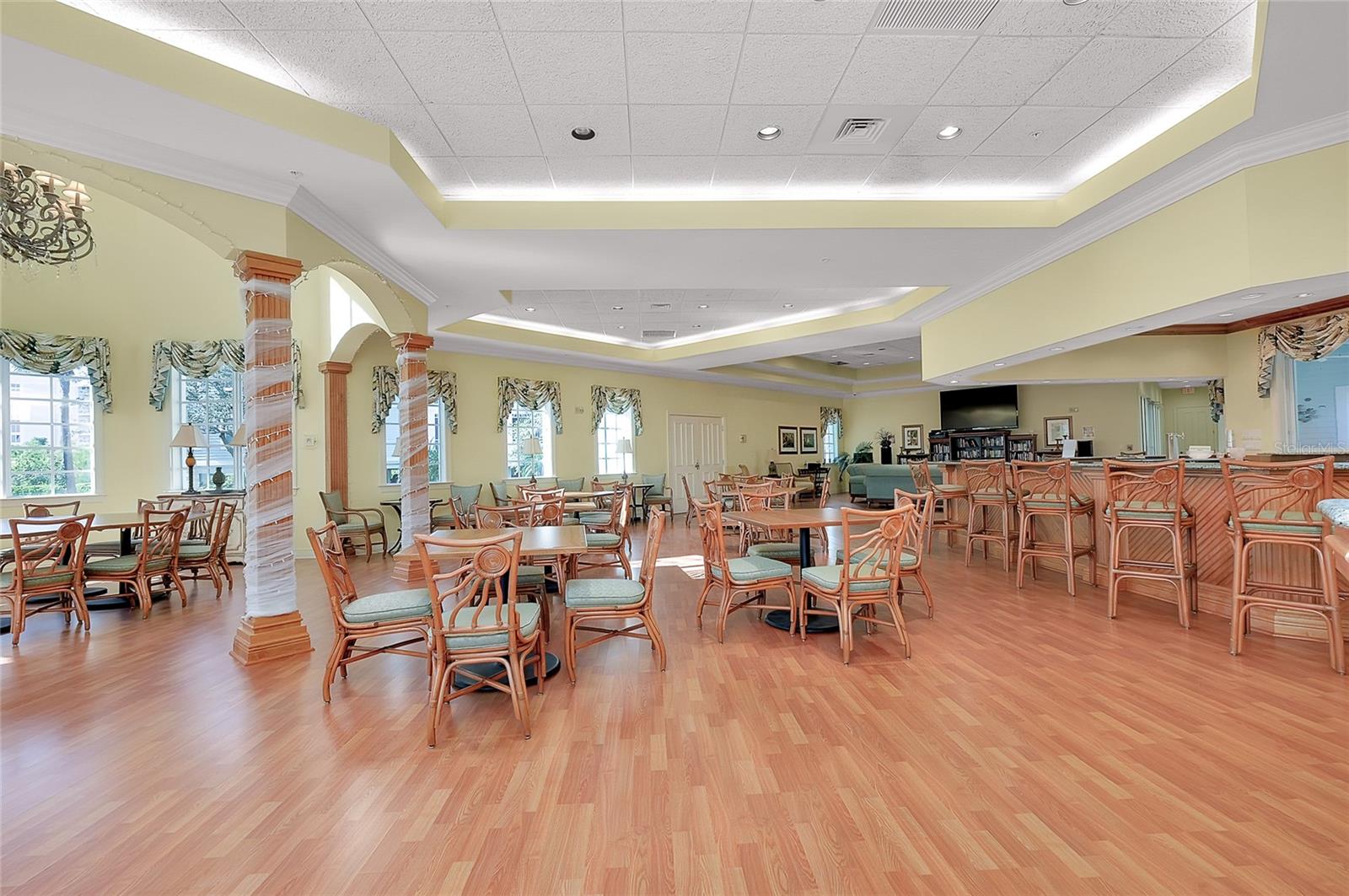 Image 55 of 80 For 5127 Melbourne Street F301