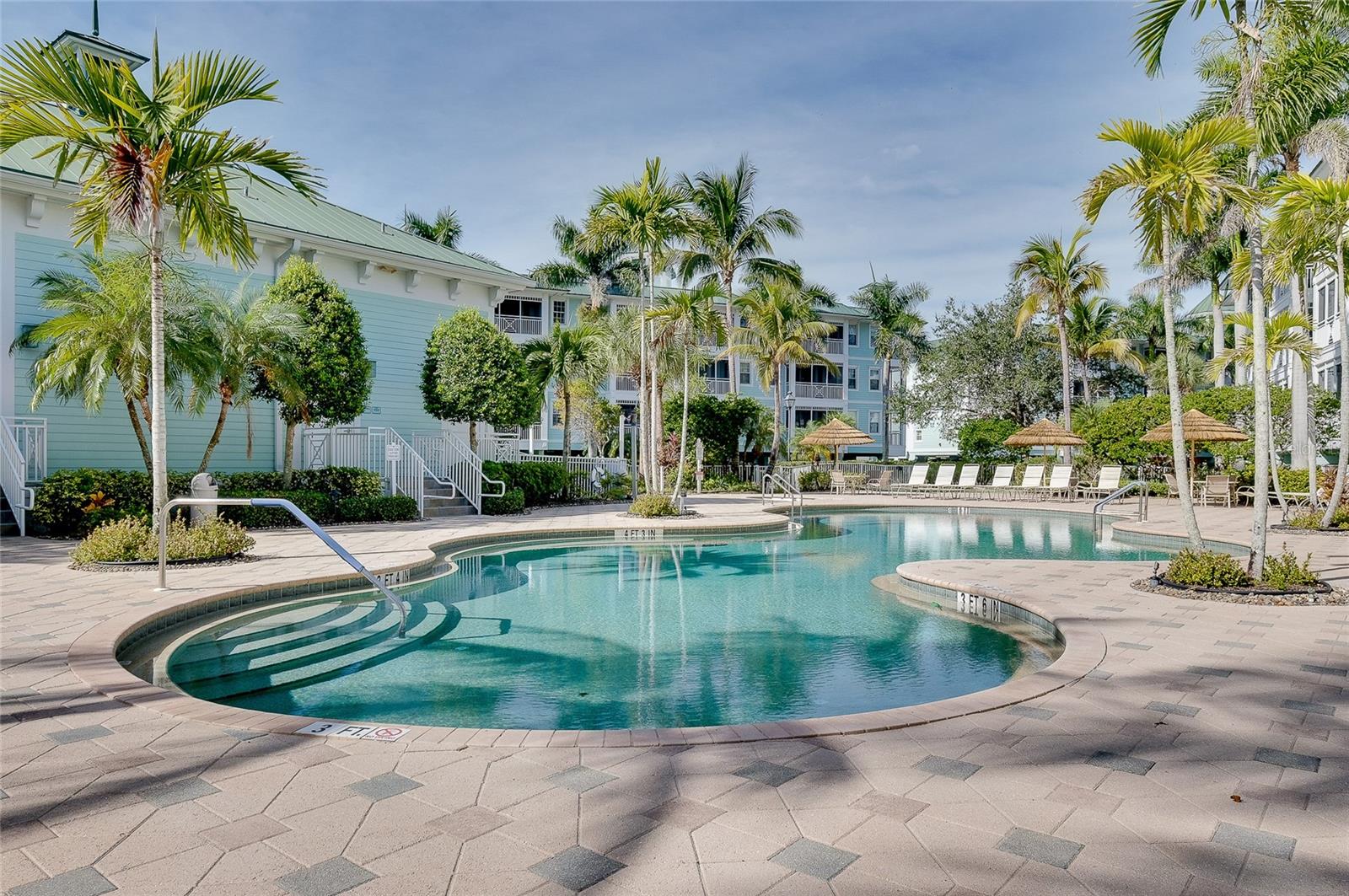 Image 63 of 80 For 5127 Melbourne Street F301