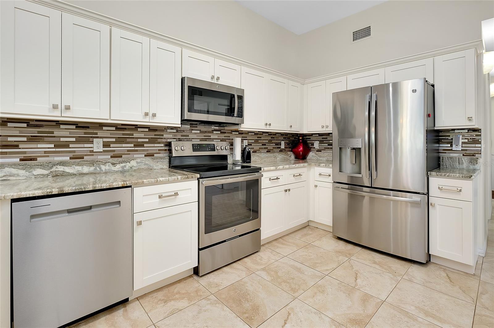 Image 9 of 80 For 5127 Melbourne Street F301