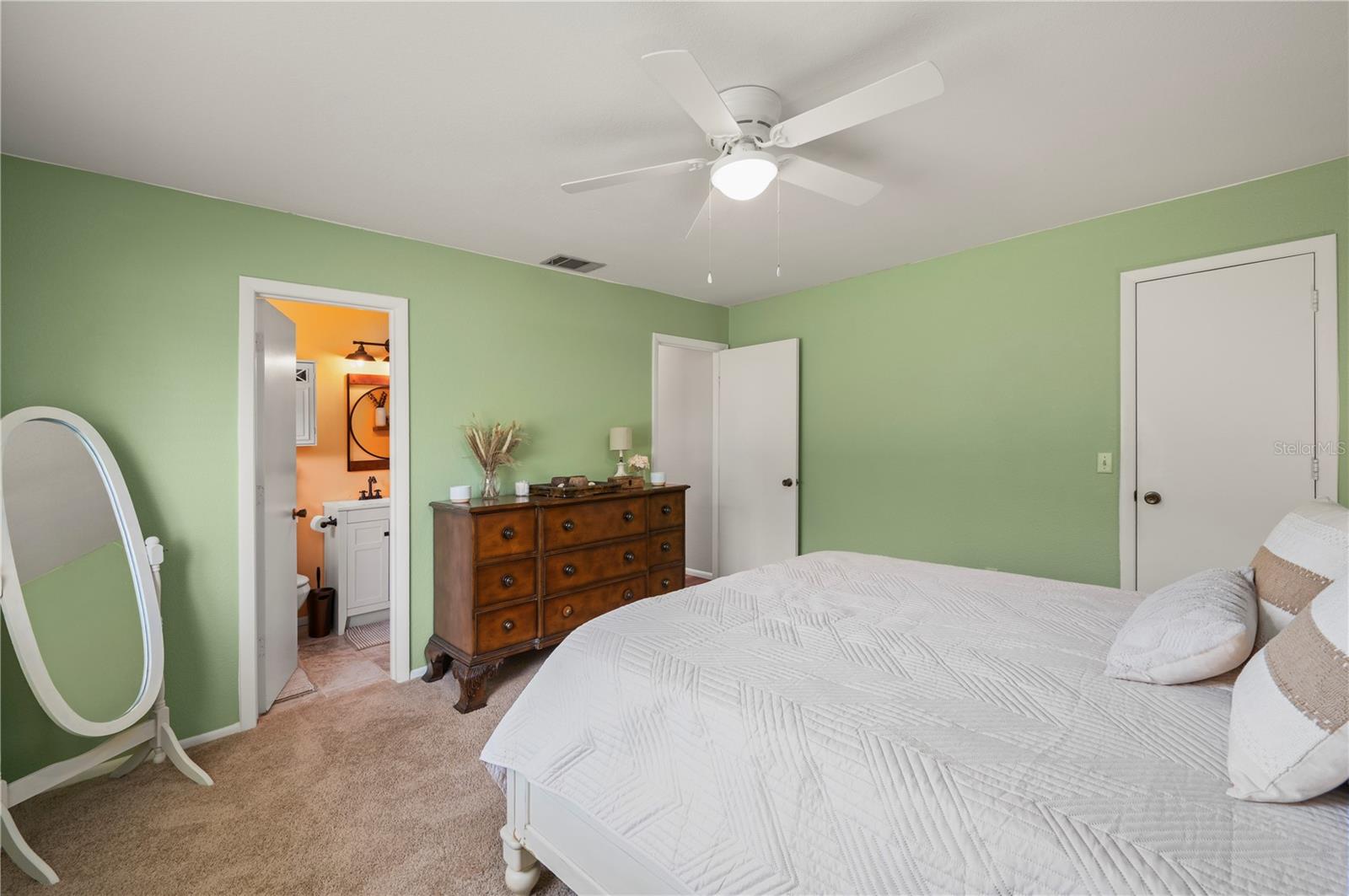 Image 16 of 55 For 357 Lenoir Street Nw