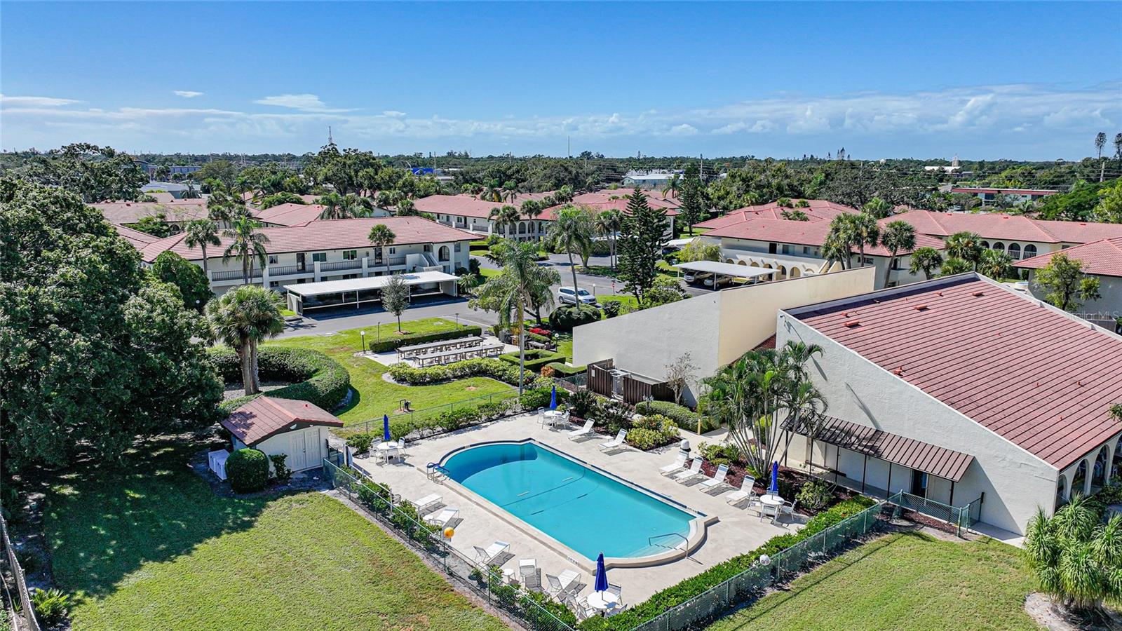 Image 35 of 37 For 3861 El Poinier Court 8723