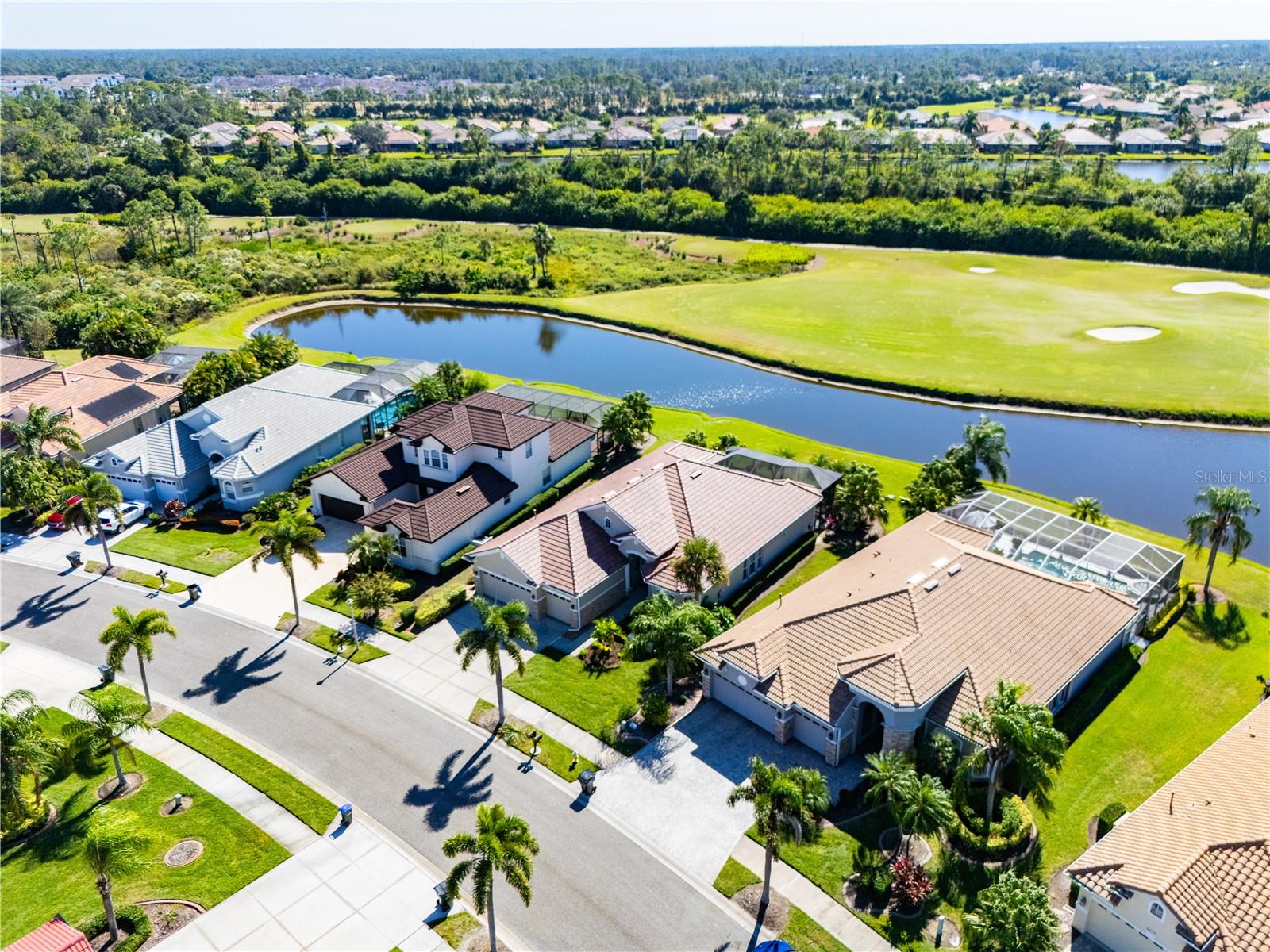 Image 2 of 63 For 5253 Grand Palmetto Way