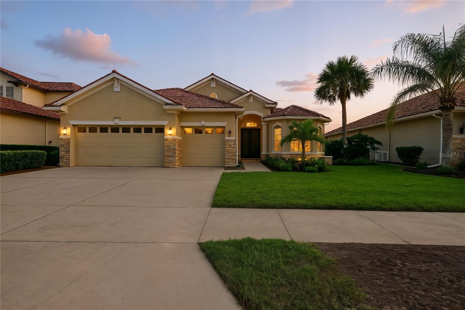 Image 3 of 63 For 5253 Grand Palmetto Way