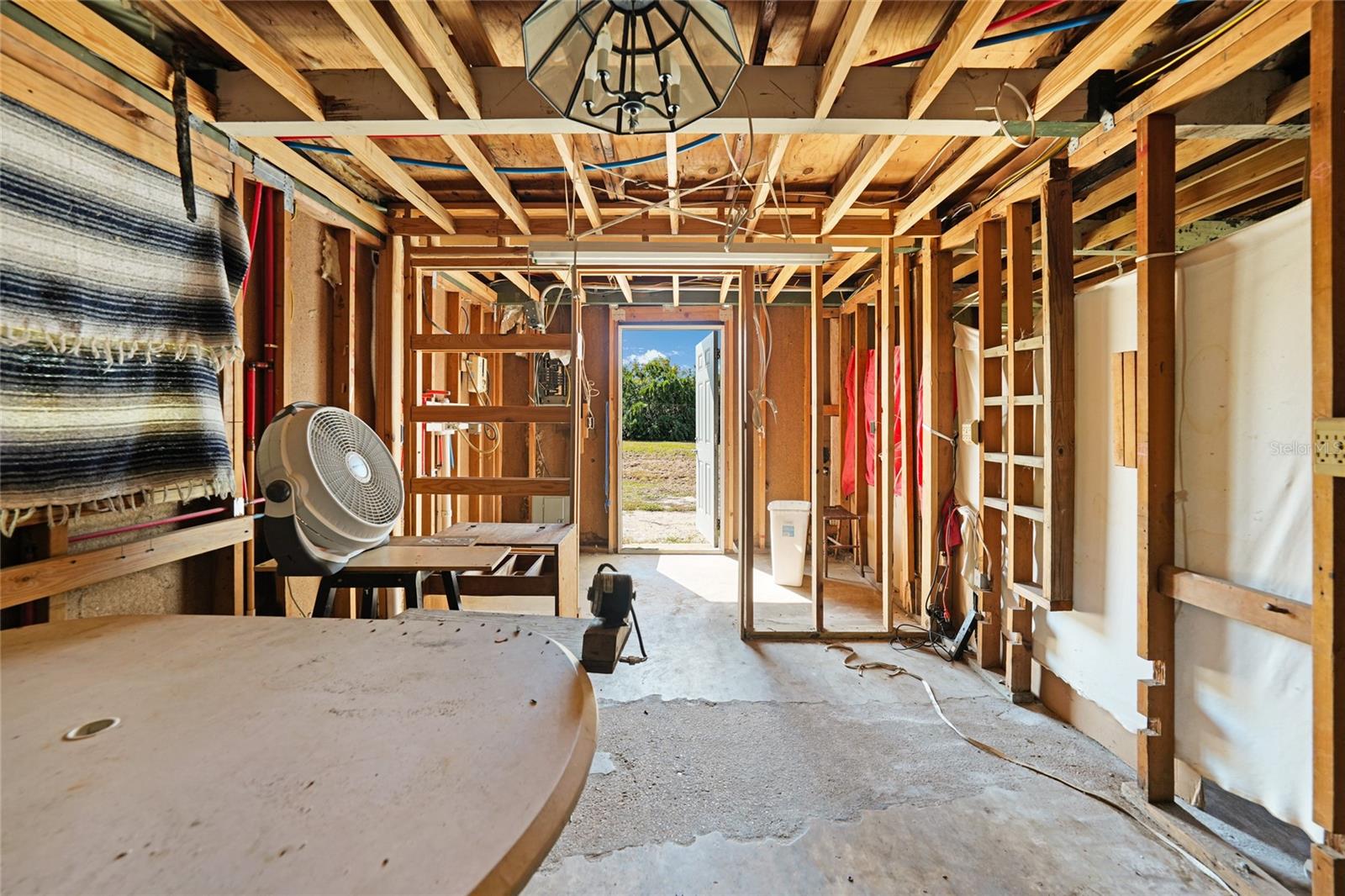 Image 11 of 16 For 1405 Persay Drive