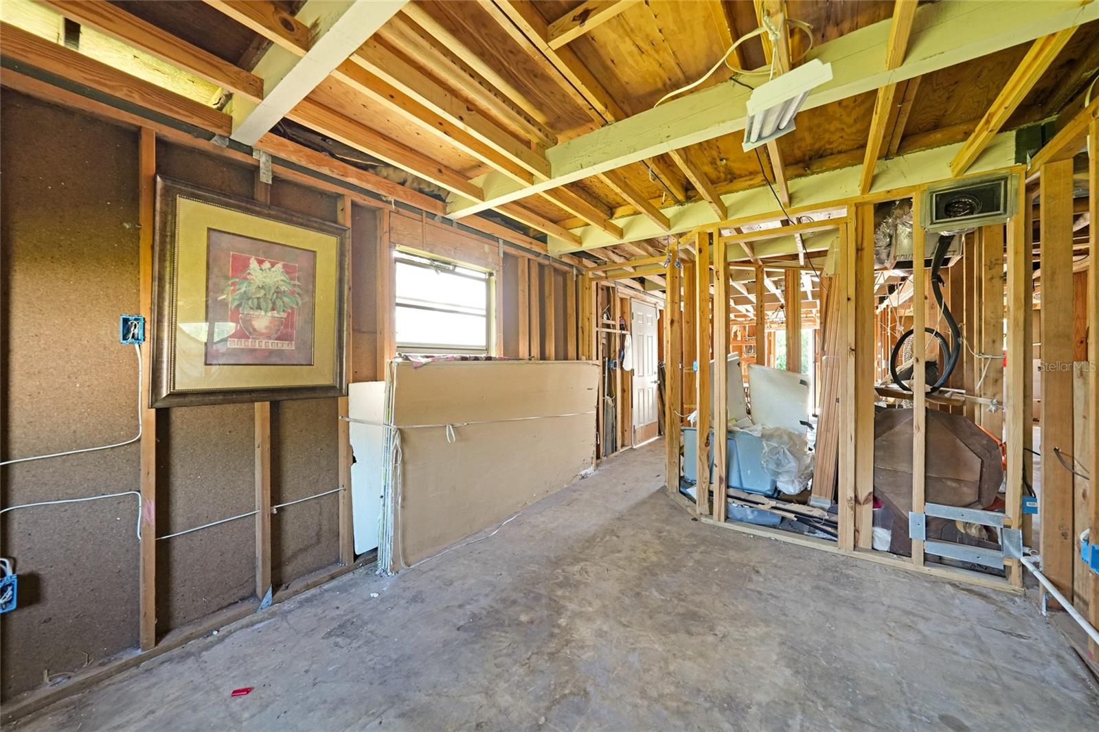 Image 13 of 16 For 1405 Persay Drive