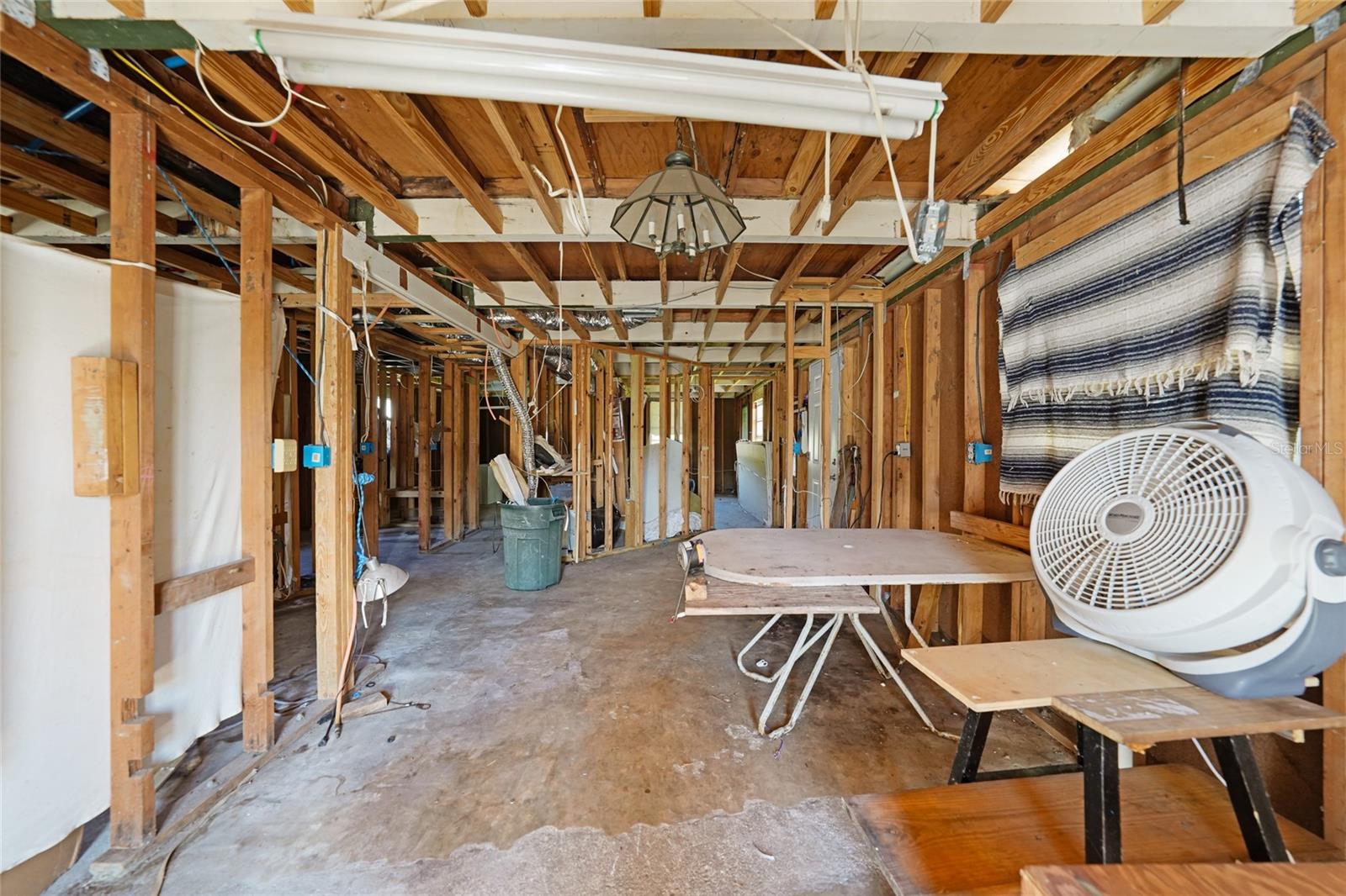 Image 14 of 16 For 1405 Persay Drive