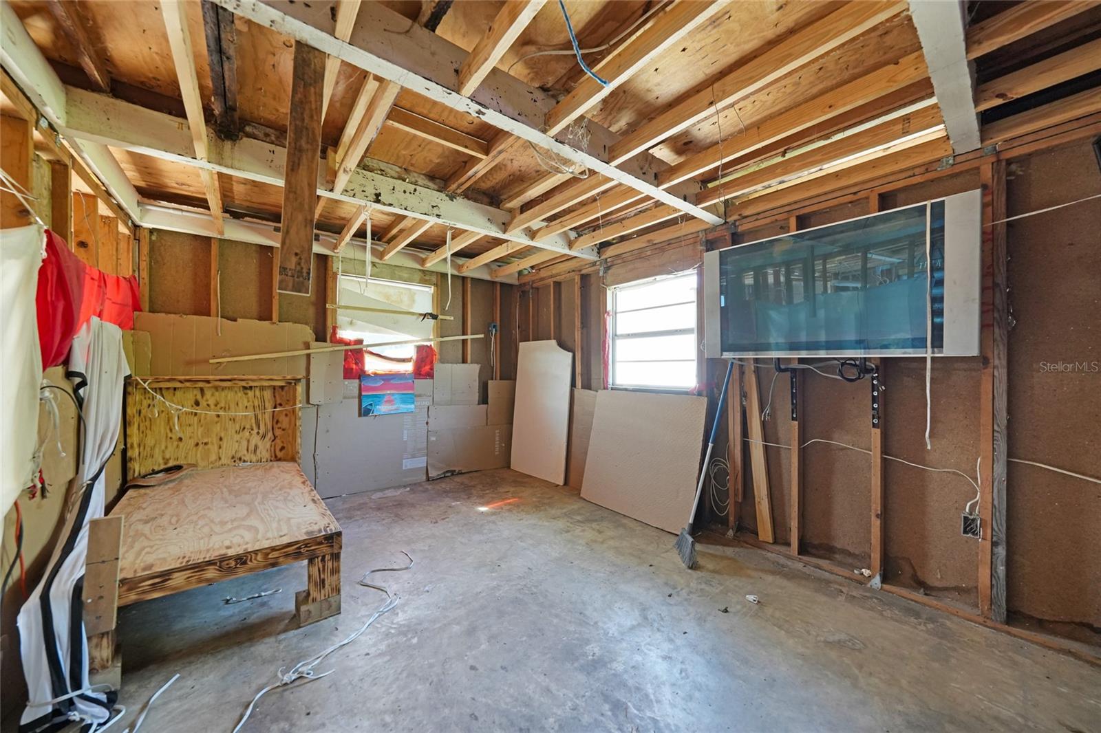 Image 9 of 16 For 1405 Persay Drive