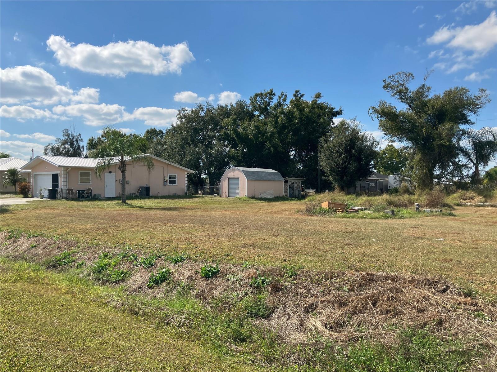 Image 4 of 8 For 11337 Pine Avenue