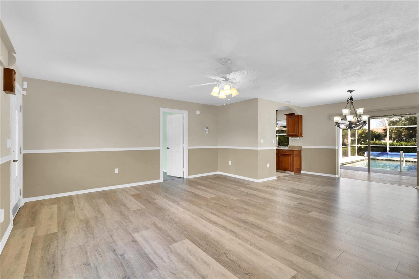 Image 26 of 59 For 1042 Strasburg Drive