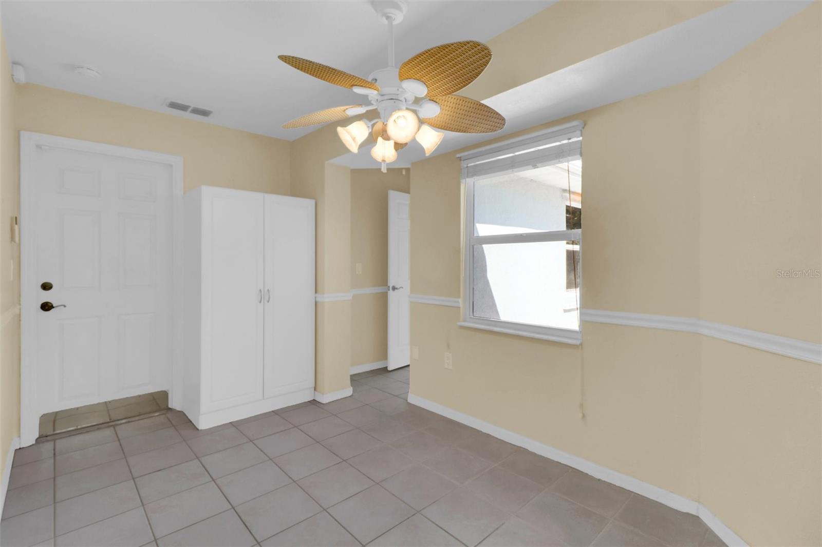 Image 30 of 59 For 1042 Strasburg Drive