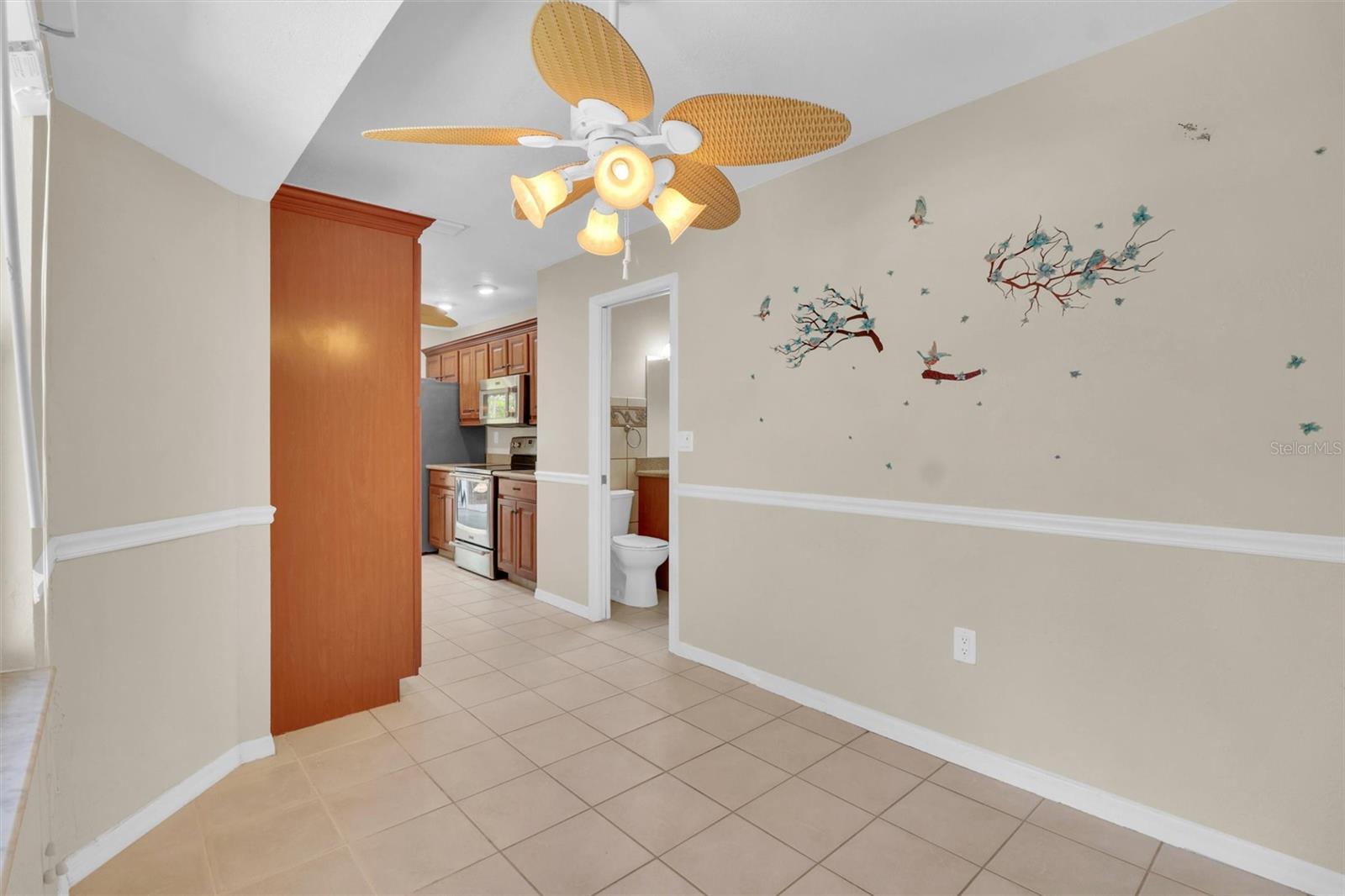 Image 34 of 59 For 1042 Strasburg Drive