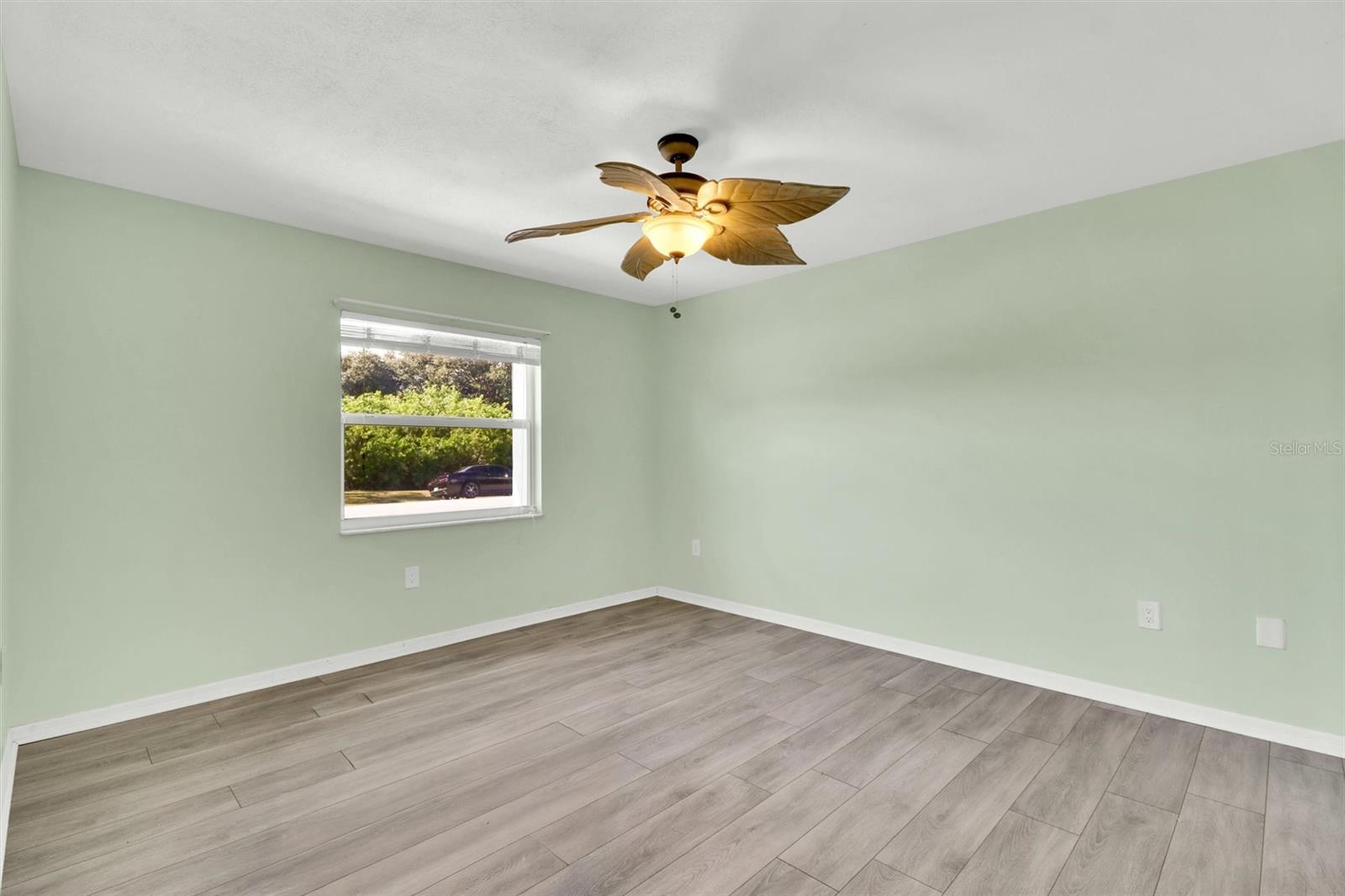 Image 37 of 59 For 1042 Strasburg Drive