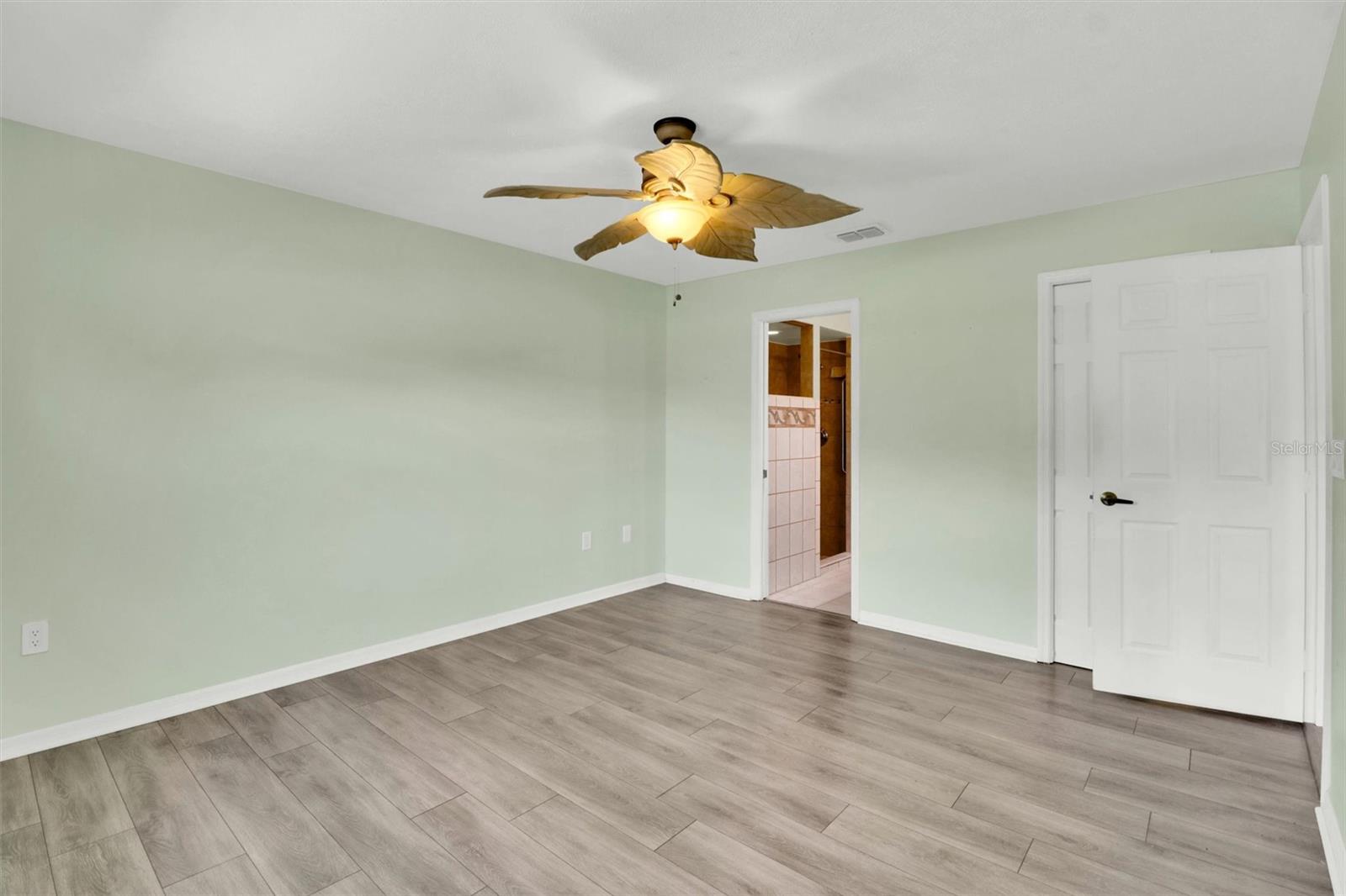 Image 39 of 59 For 1042 Strasburg Drive