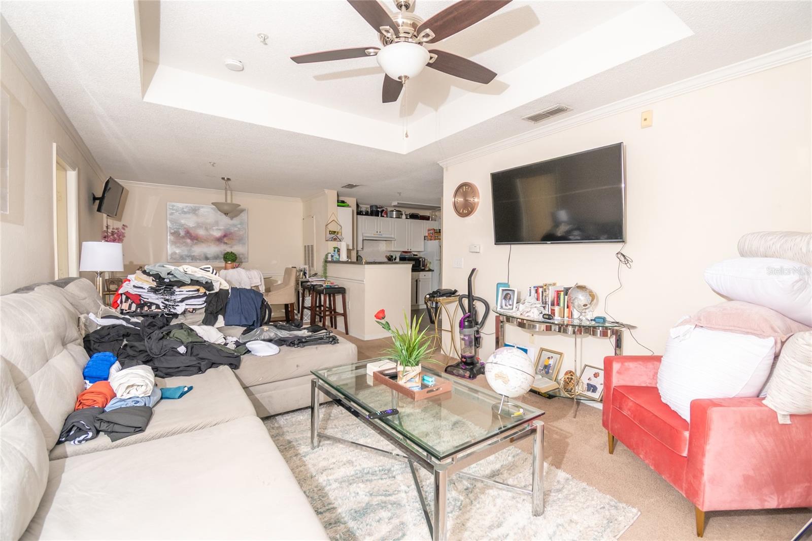 Image 11 of 28 For 18001 Richmond Place Drive 735