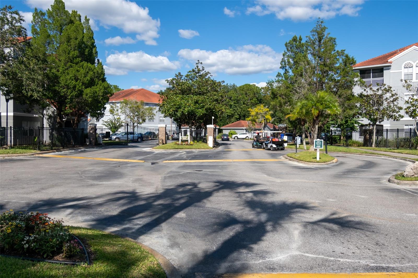 Image 27 of 28 For 18001 Richmond Place Drive 735