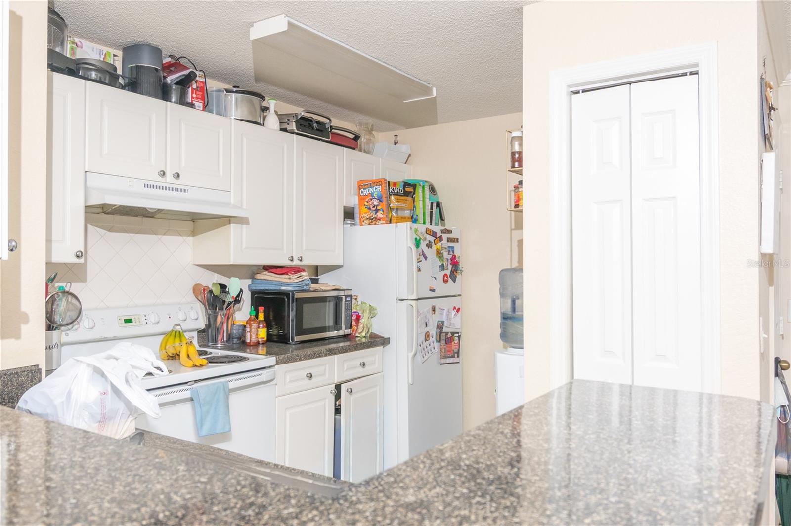 Image 5 of 28 For 18001 Richmond Place Drive 735