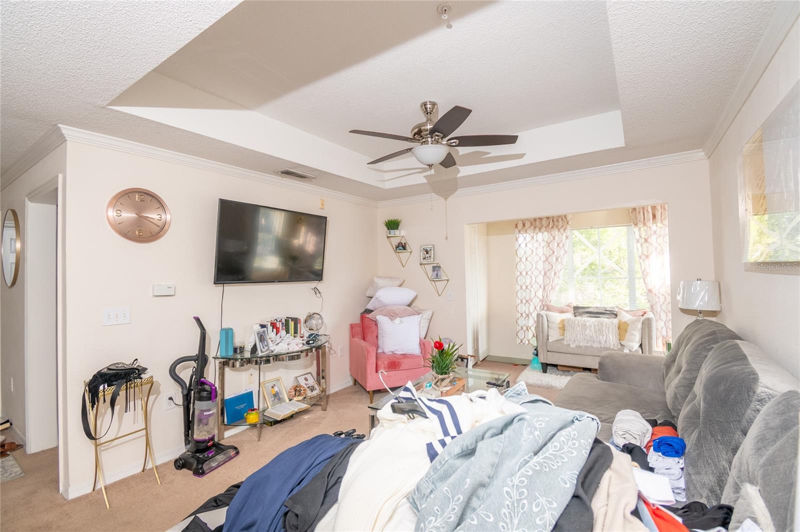 Image 9 of 28 For 18001 Richmond Place Drive 735