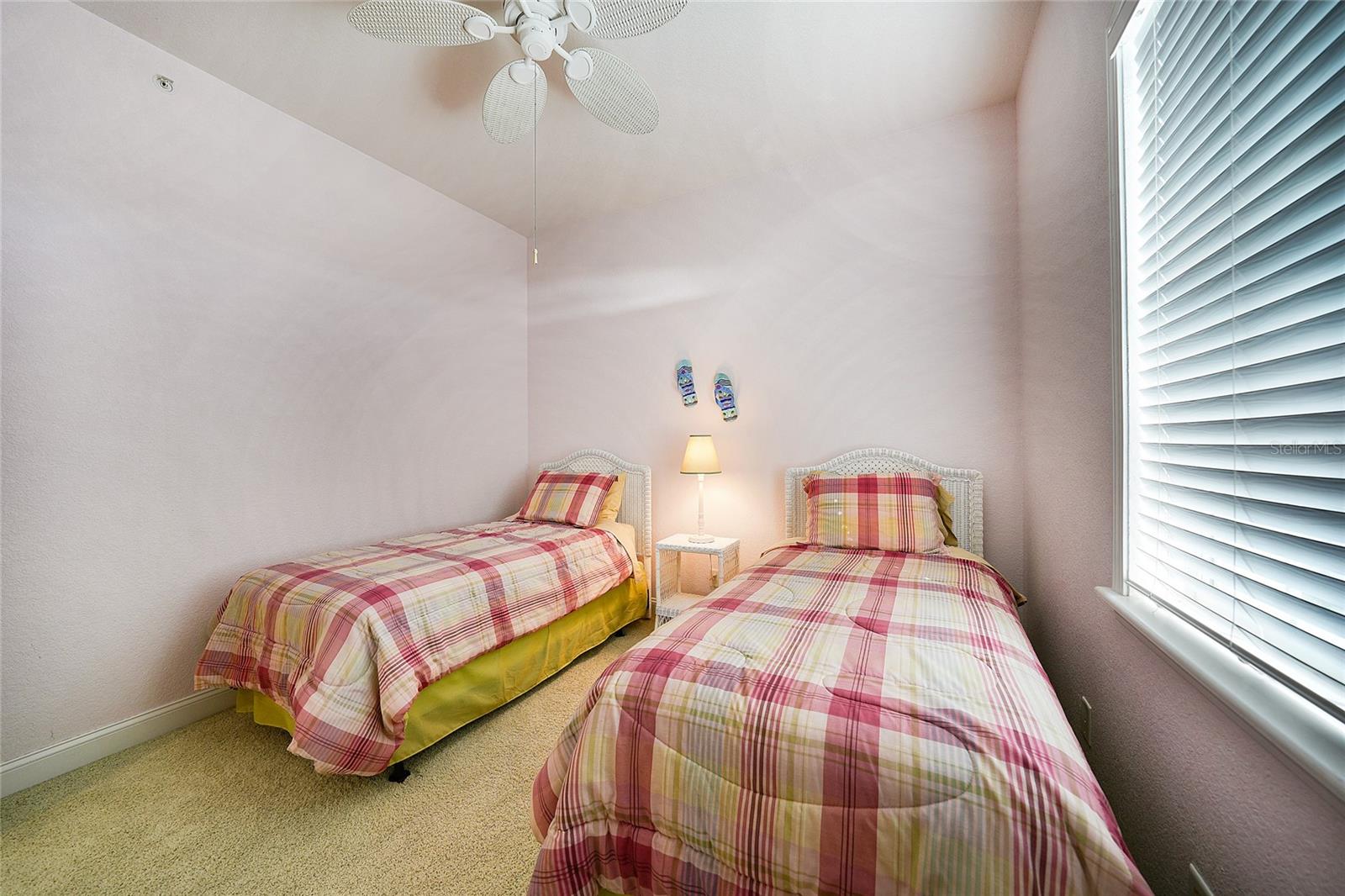 Image 25 of 55 For 290 Lewis Circle 121