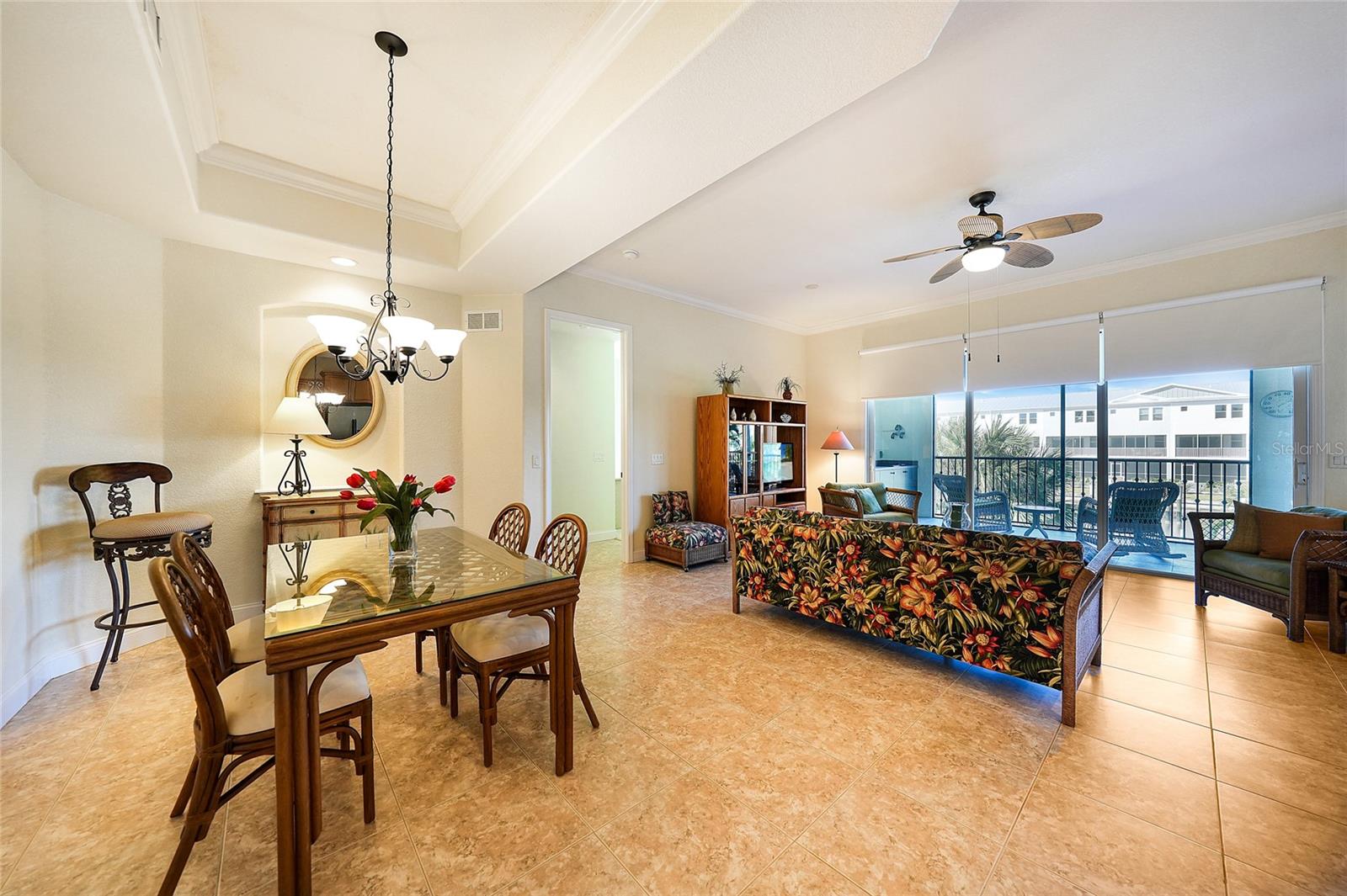 Image 4 of 55 For 290 Lewis Circle 121