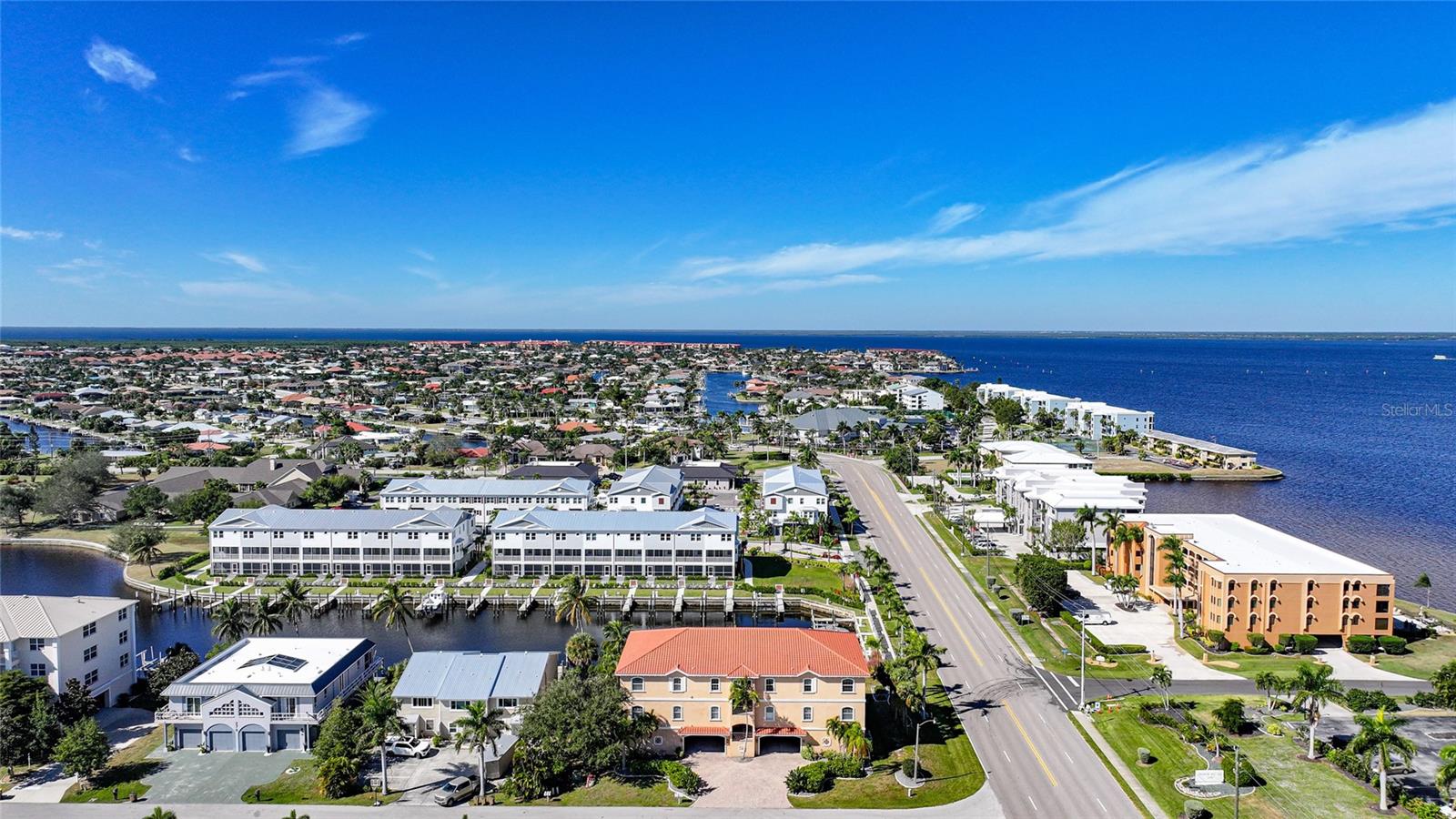 Image 44 of 55 For 290 Lewis Circle 121