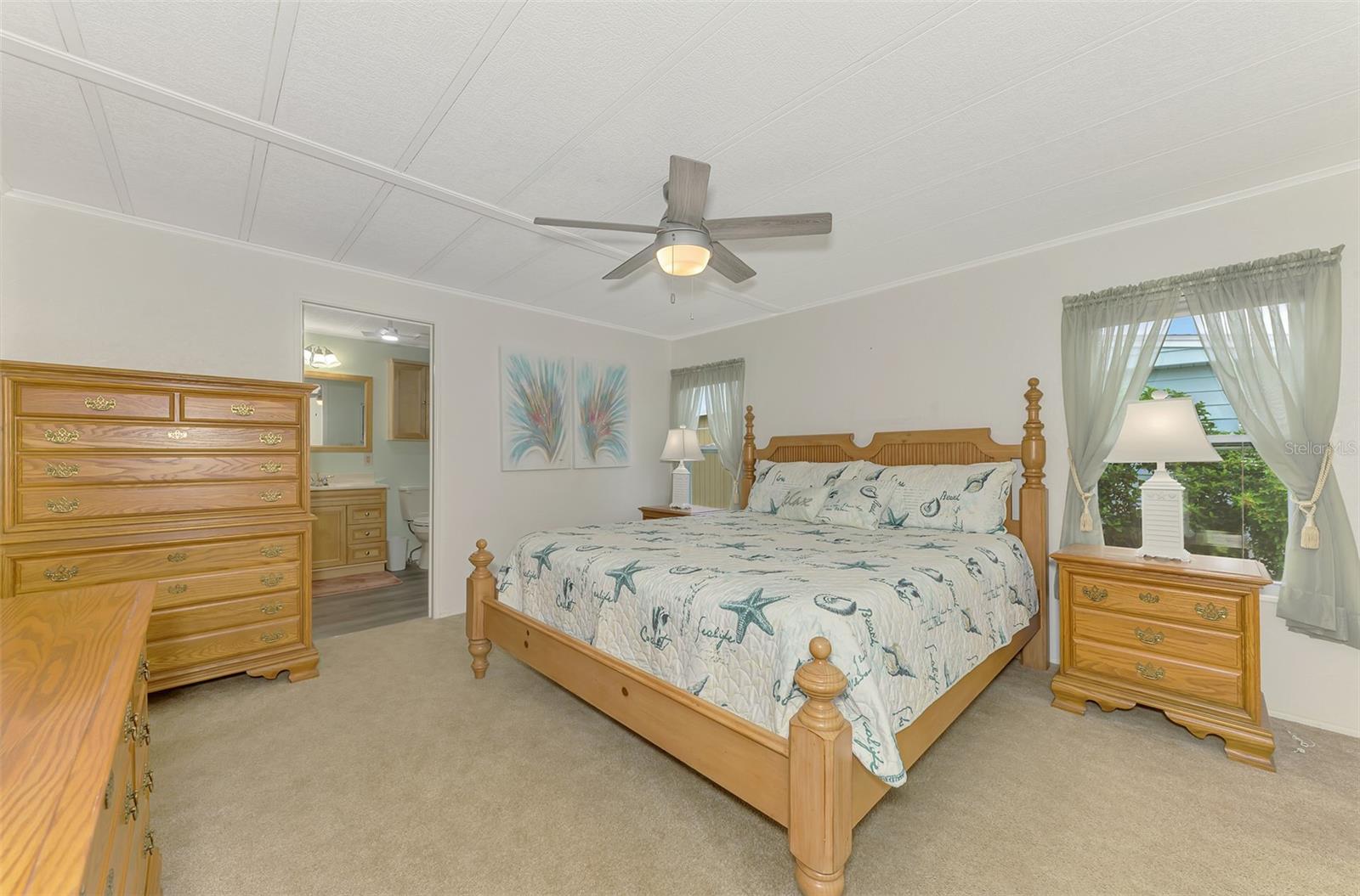 Image 25 of 50 For 612 La Jolla Circle