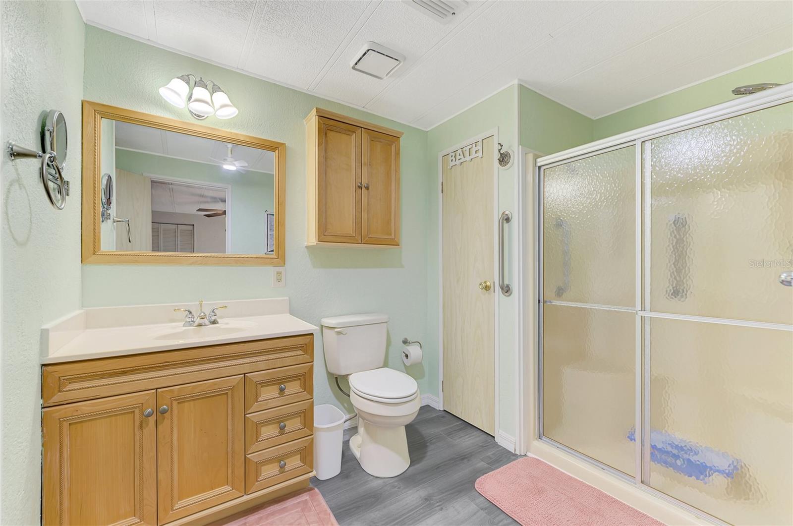 Image 27 of 50 For 612 La Jolla Circle