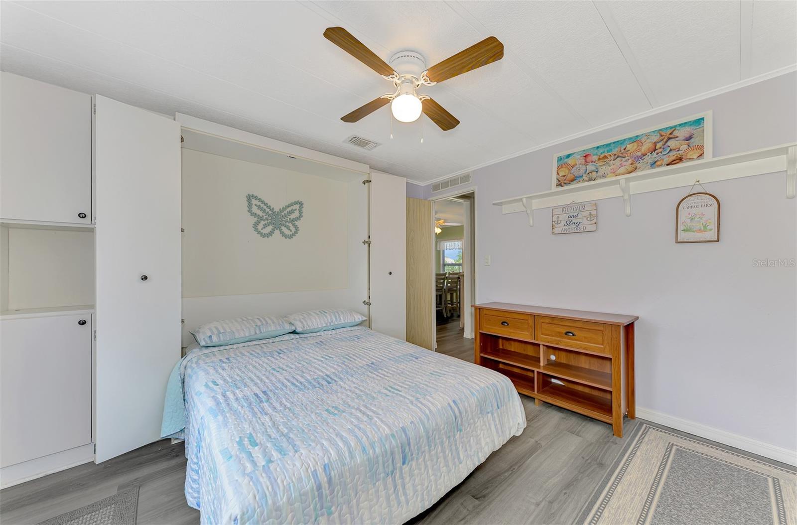 Image 31 of 50 For 612 La Jolla Circle