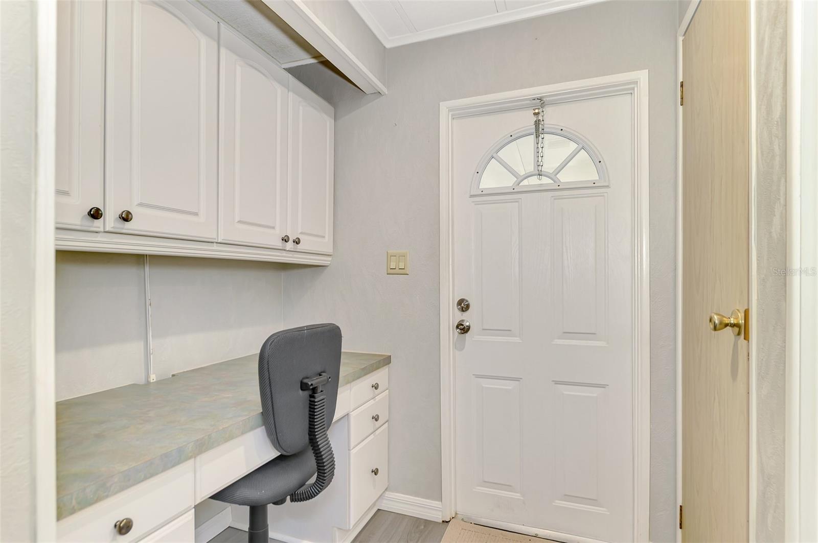 Image 33 of 50 For 612 La Jolla Circle