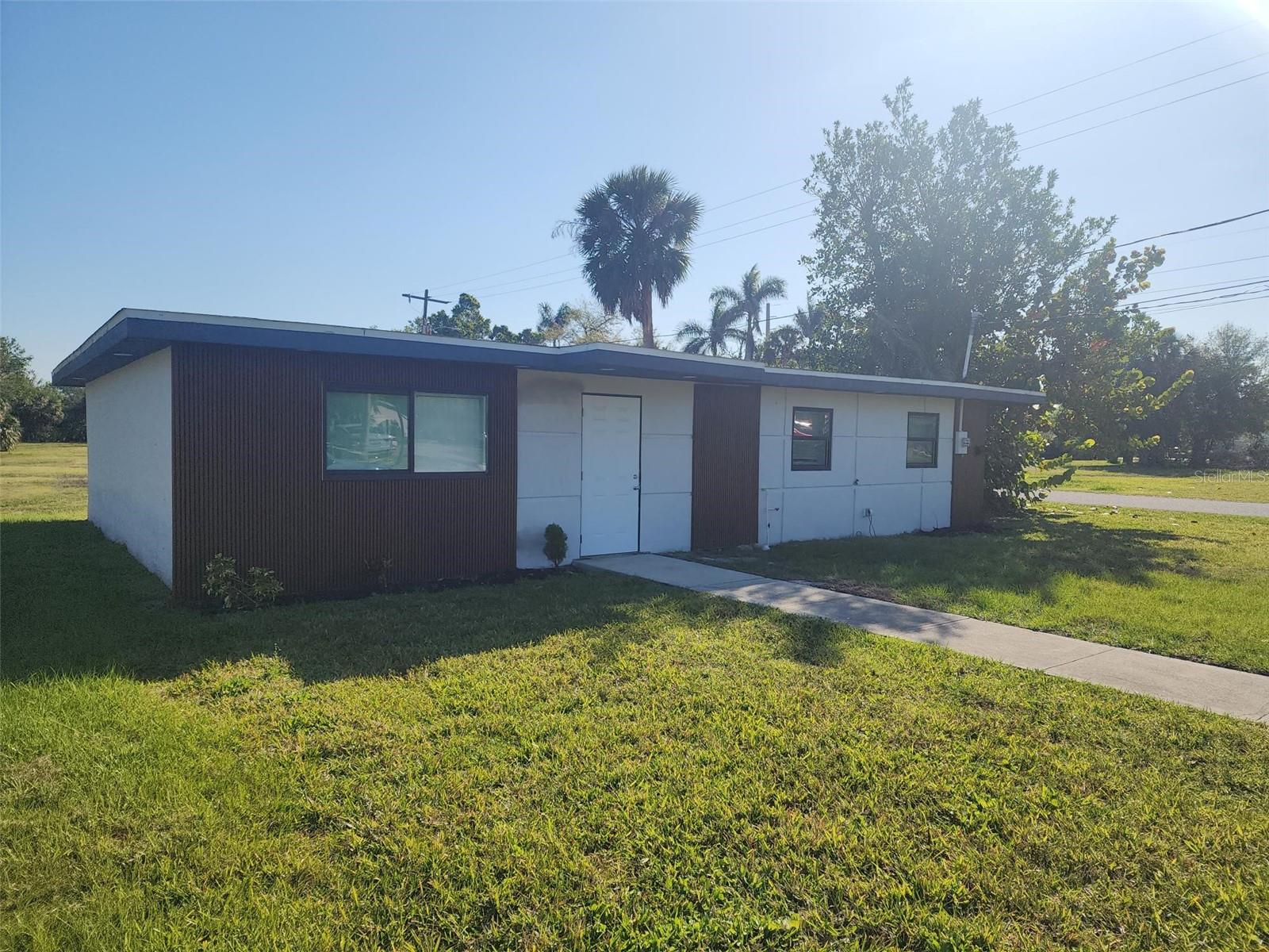 Details for 404 Hargreaves Avenue, PUNTA GORDA, FL 33950