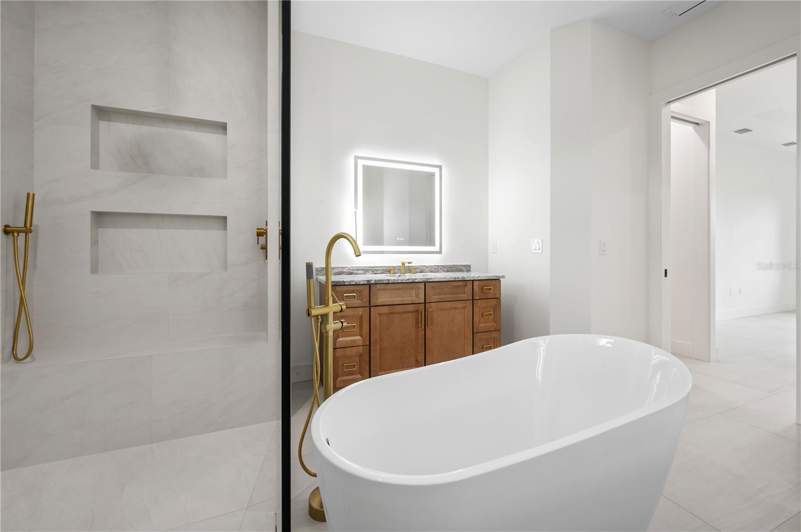 Image 52 of 98 For 3729 Kacher Road