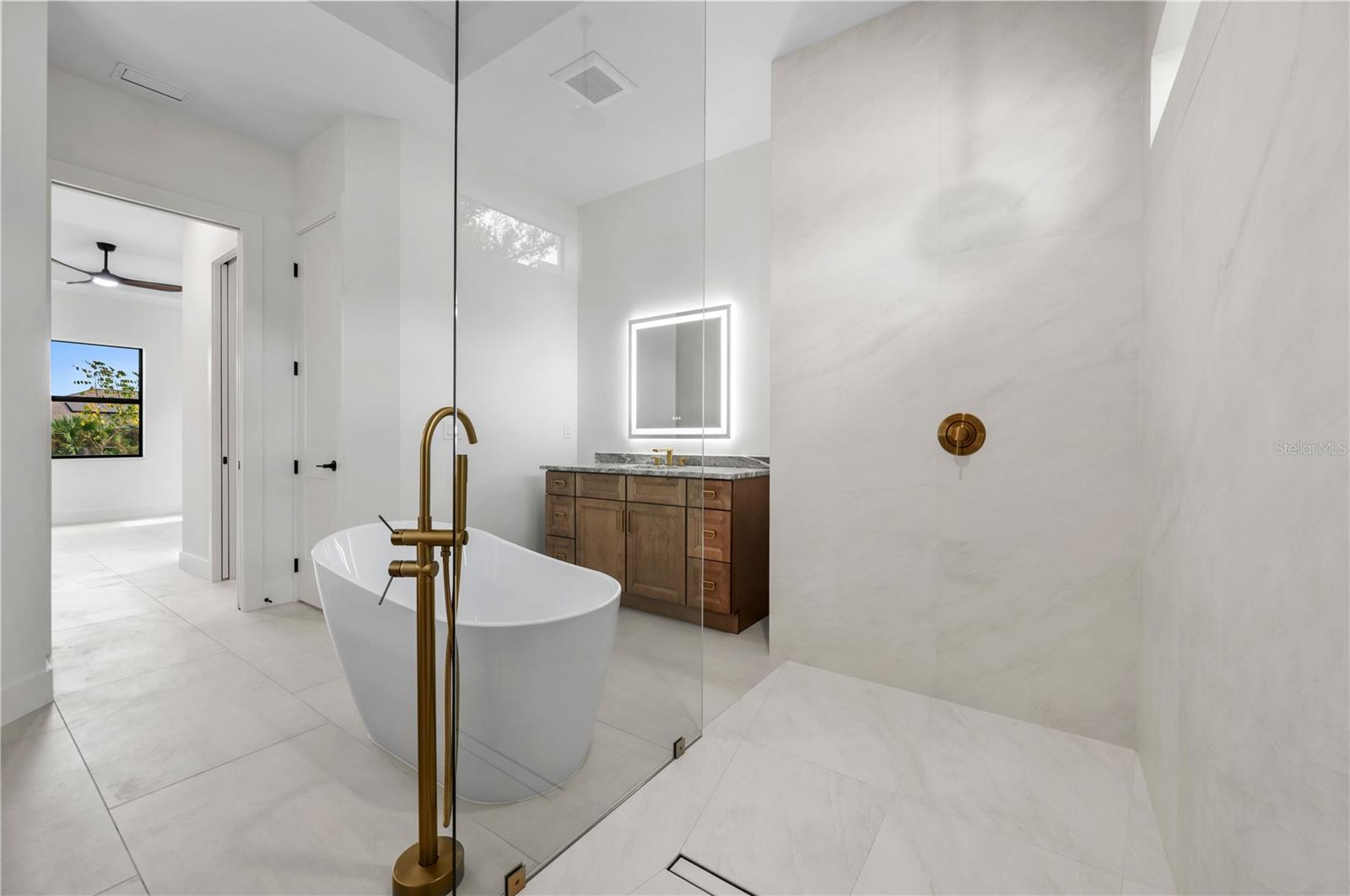 Image 54 of 98 For 3729 Kacher Road