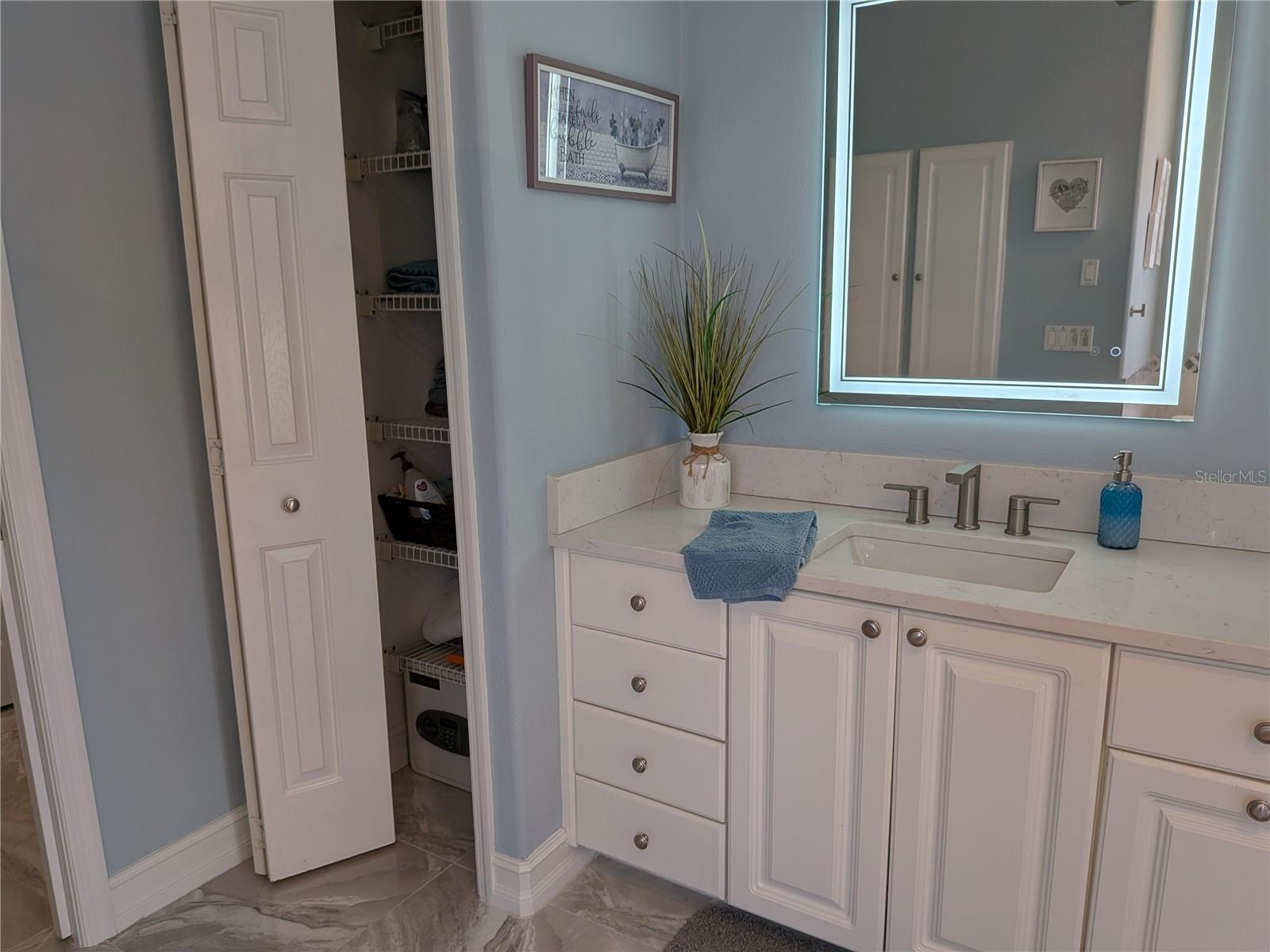 Image 13 of 84 For 11600 Dallas Drive N