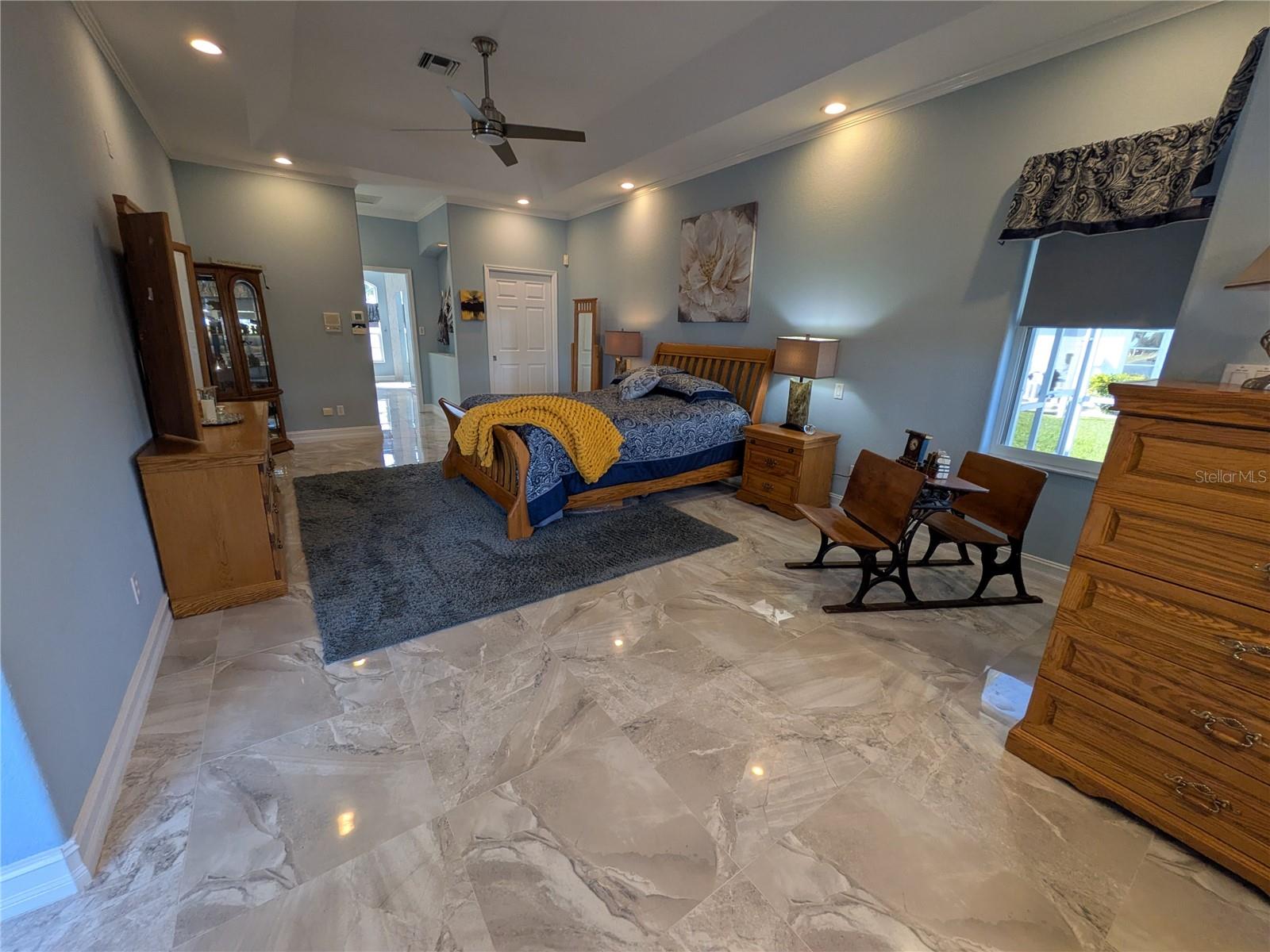 Image 19 of 84 For 11600 Dallas Drive N