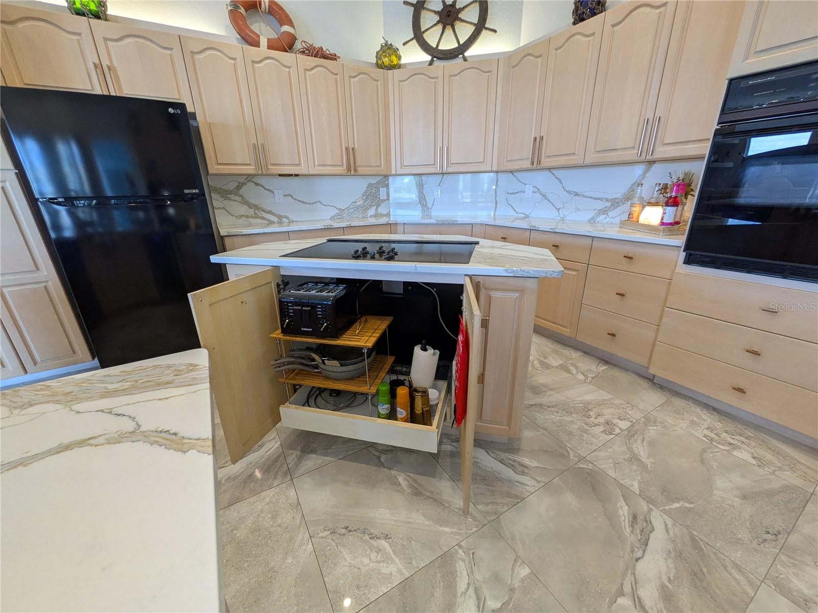 Image 30 of 84 For 11600 Dallas Drive N