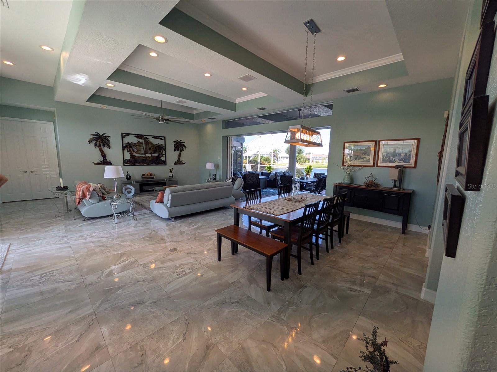 Image 4 of 84 For 11600 Dallas Drive N