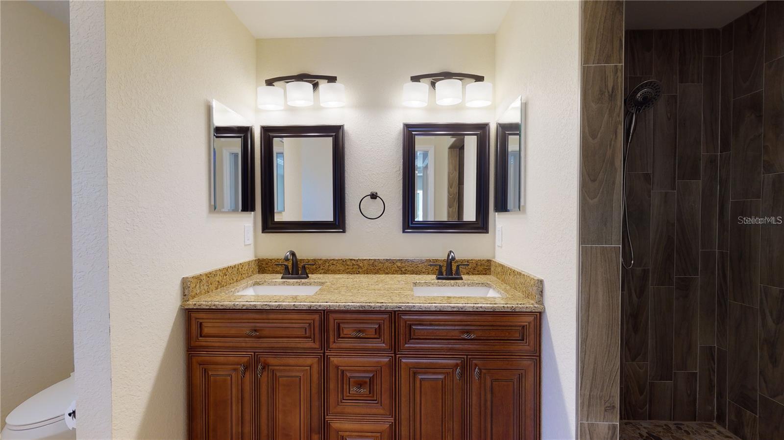 Image 32 of 58 For 4851 Kennett Street