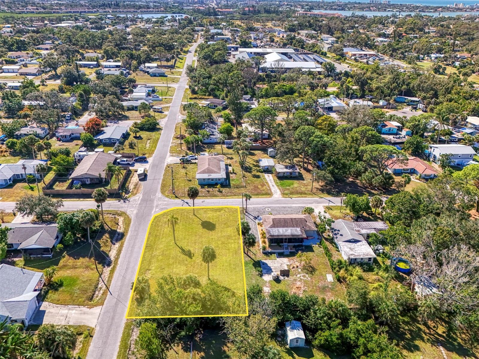 Image 11 of 19 For 610 Coquina Court