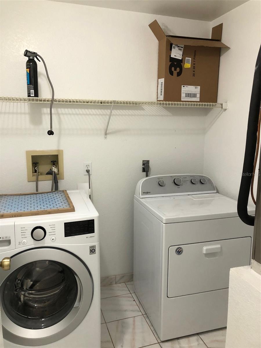 Image 15 of 20 For 25385 Sandhill Boulevard D2