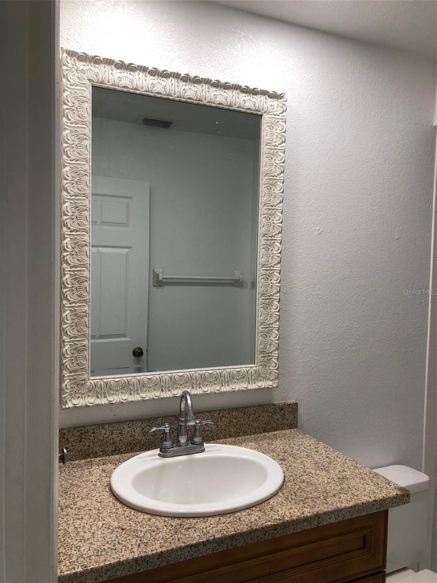 Image 16 of 20 For 25385 Sandhill Boulevard D2