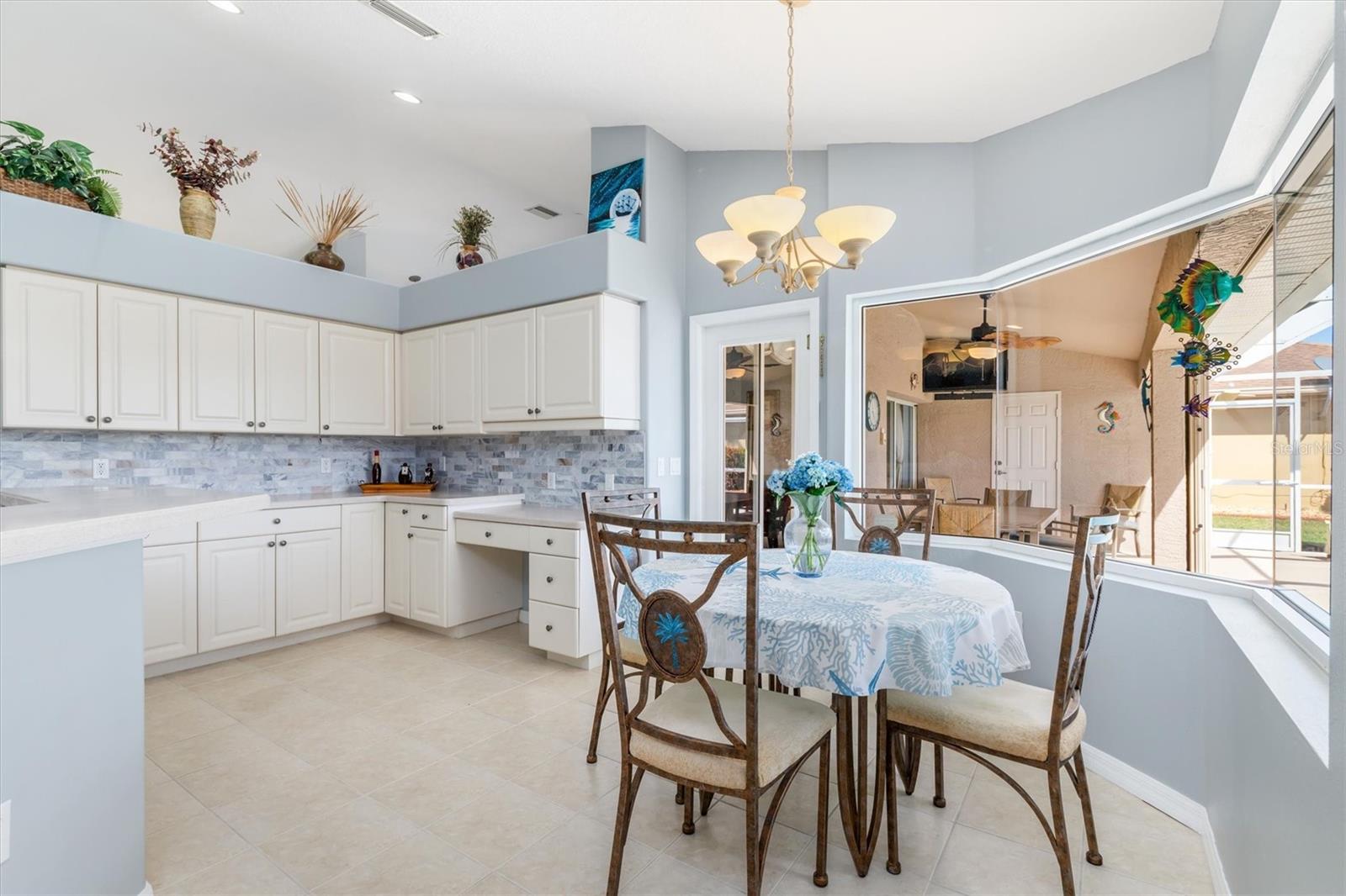 Image 10 of 43 For 9450 Newnan Circle