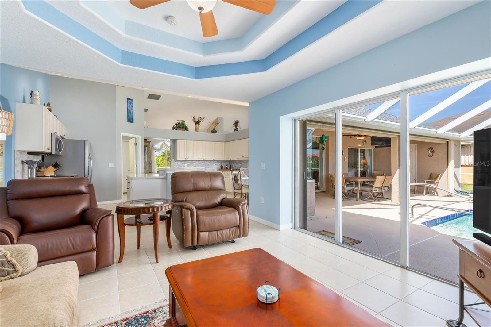 Image 18 of 43 For 9450 Newnan Circle